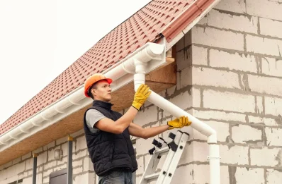 Pose et remplacement de gouttières à Lantriac